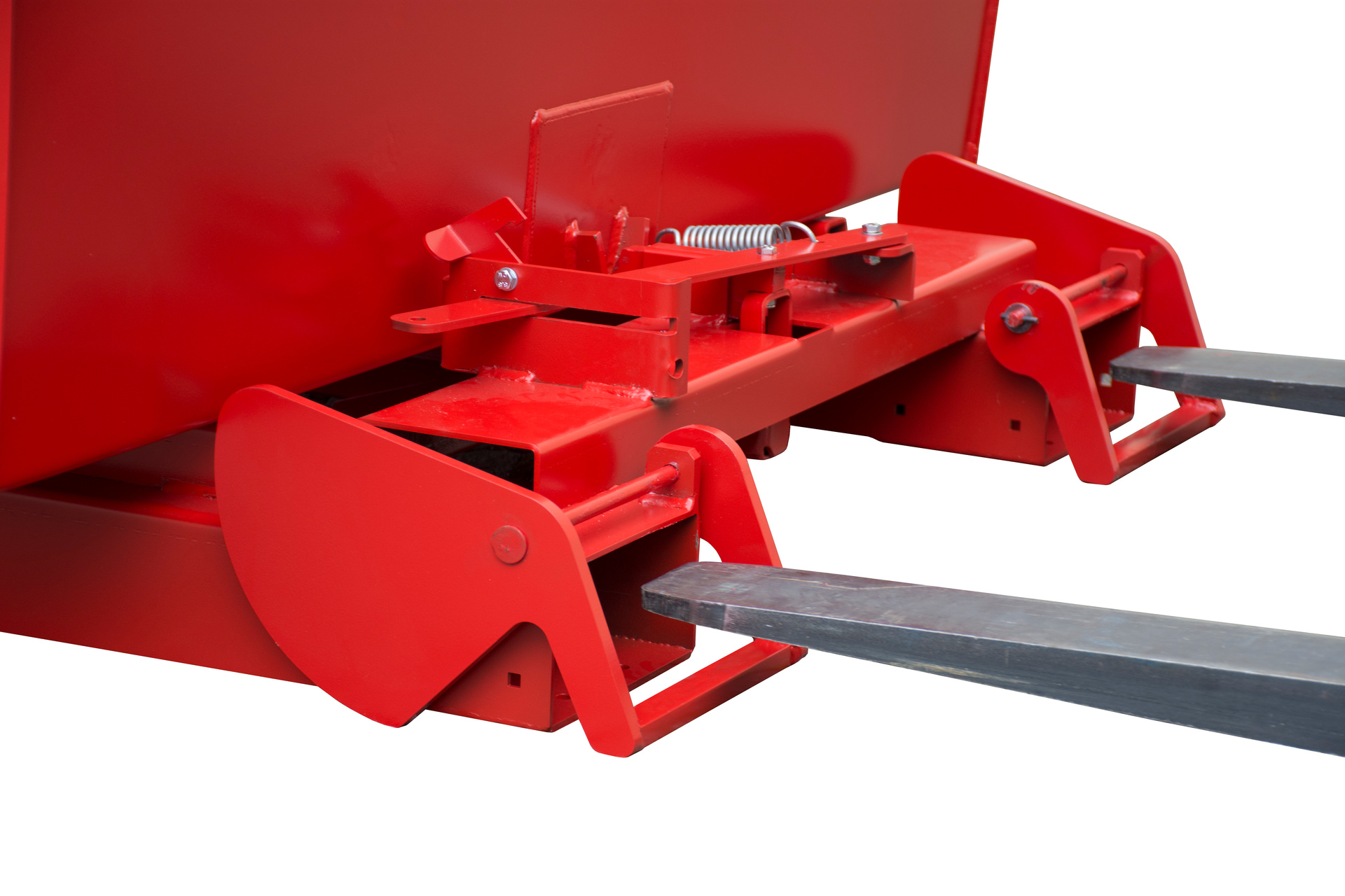 Bauer Anbaugeräte für Gabelstapler automatischer Kippbehälter Typ 4A 600 – lackiert RAL3000 – Detail Einfahrtaschen